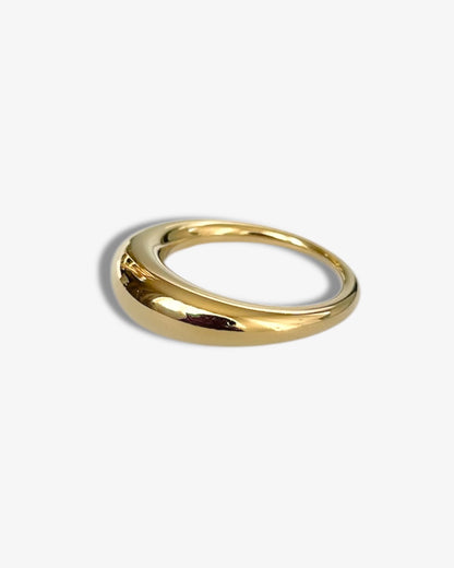 Kate - Gold Ring