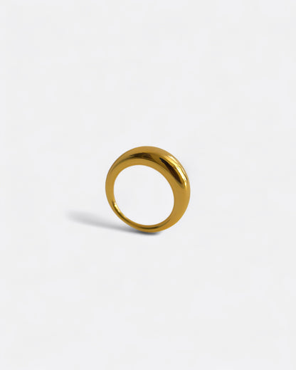 Kate - Gold Ring